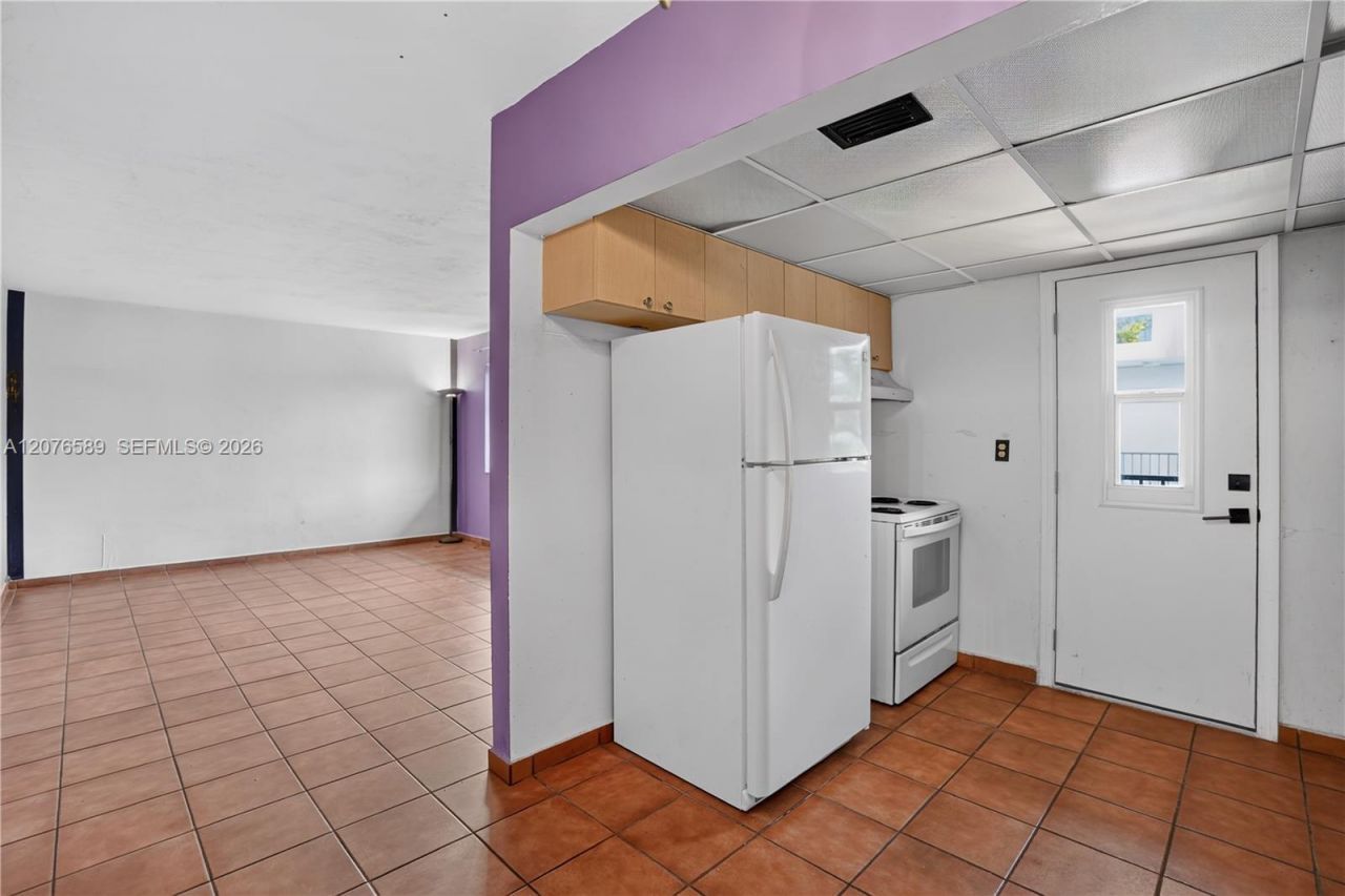 3240 Mary St, Unit S308, Miami, FL 33133 Photo