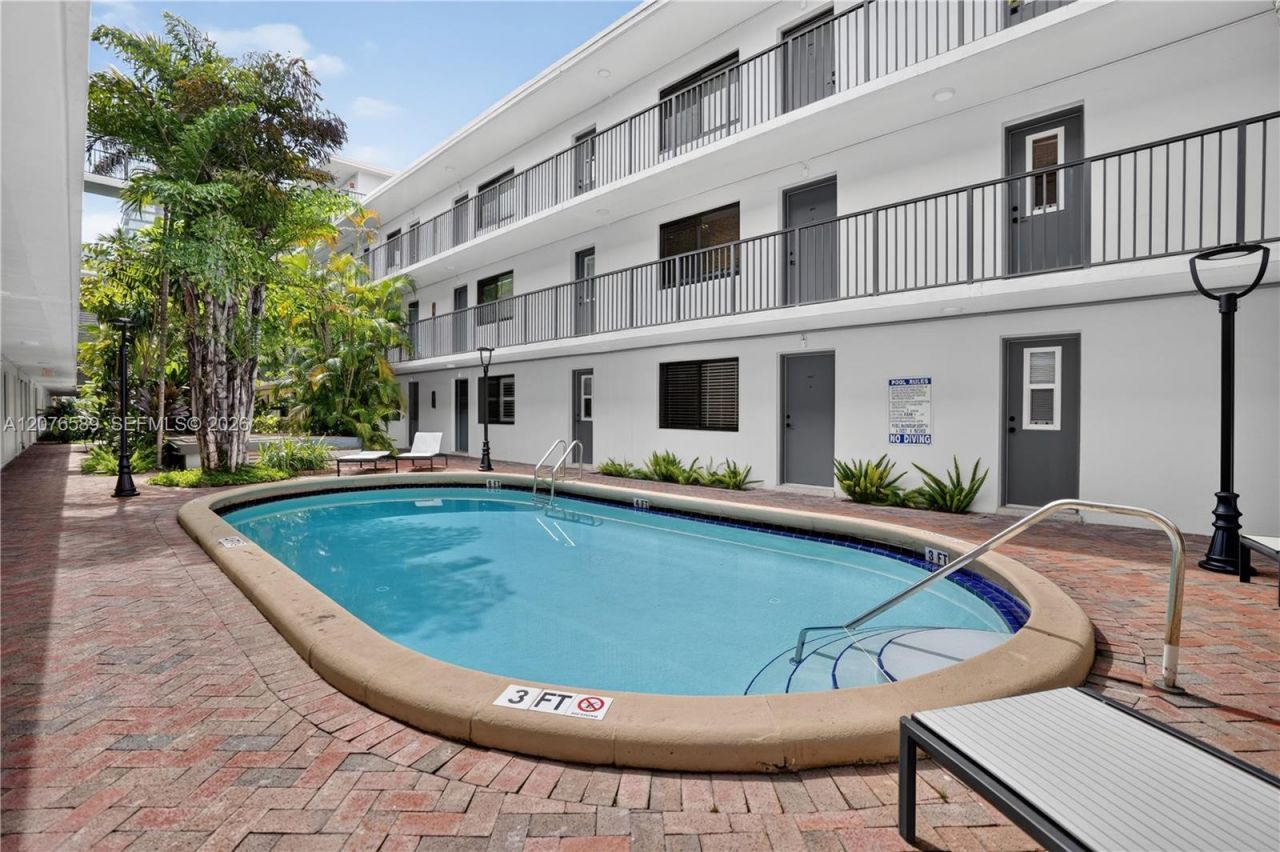 3240 Mary St, Unit S308, Miami, FL 33133 Photo