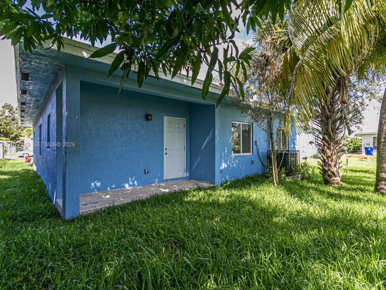 1468 NW 51st St , Miami, FL 33142 Photo