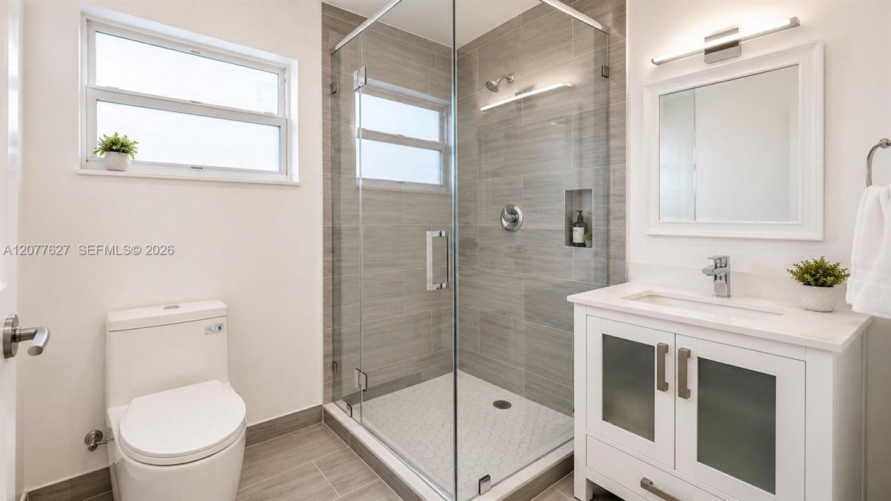 526 NW 6th St, Unit AB, Hallandale Beach, FL 33009 Photo