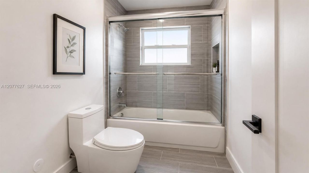 526 NW 6th St, Unit AB, Hallandale Beach, FL 33009 Photo