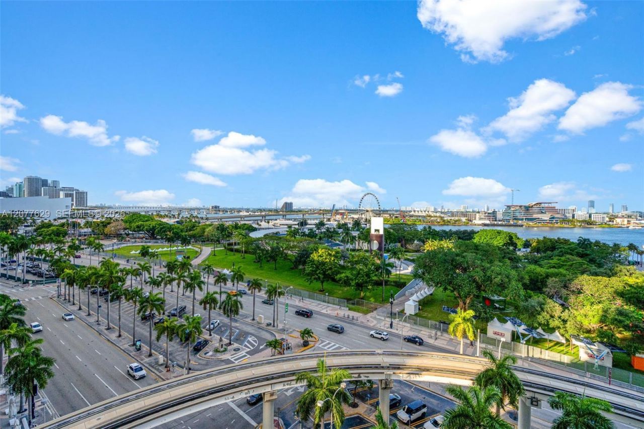 50 Biscayne Blvd, Unit 2507, Miami, FL 33132 Photo