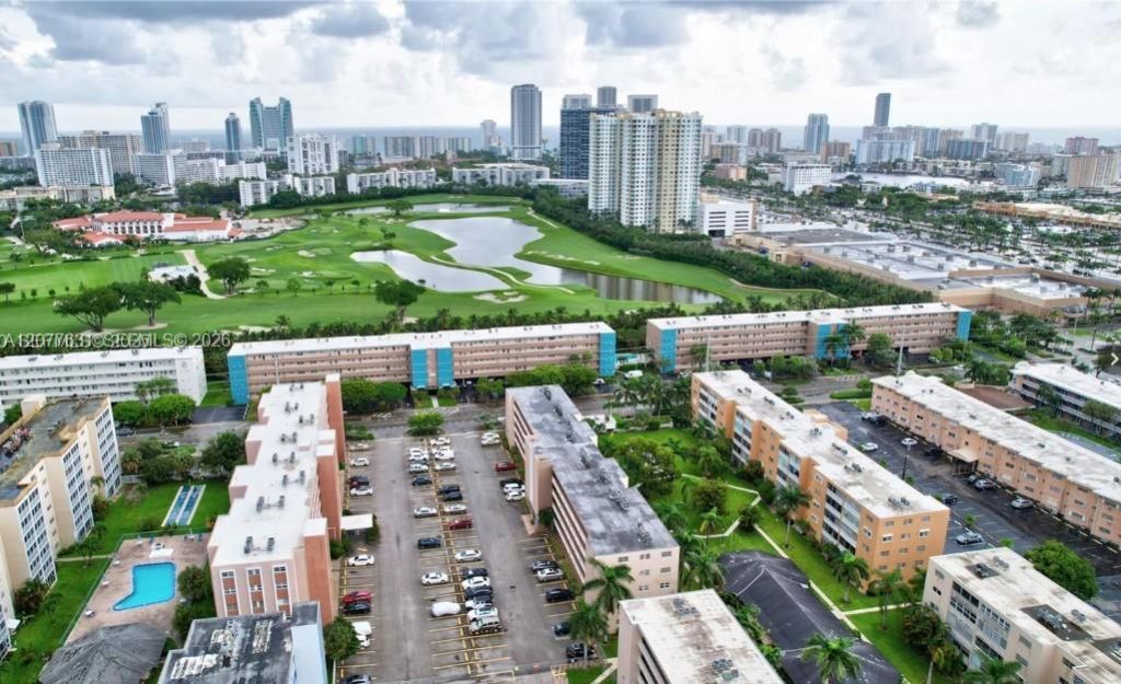 233 NE 14th Ave, Unit 205, Hallandale Beach, FL 33009 Photo