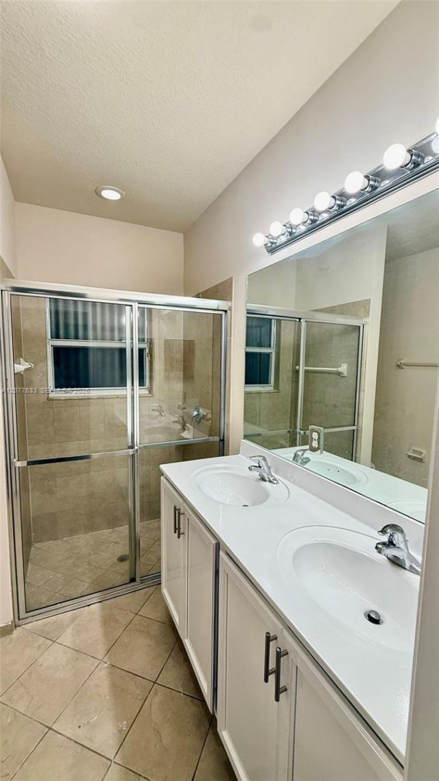 2364 NE 4th St , Unit 2364, Homestead, FL 33033 Photo