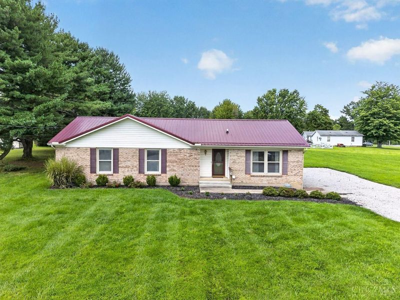 616 Lorelei Drive, Perry Township, OH 45118 Photo 1