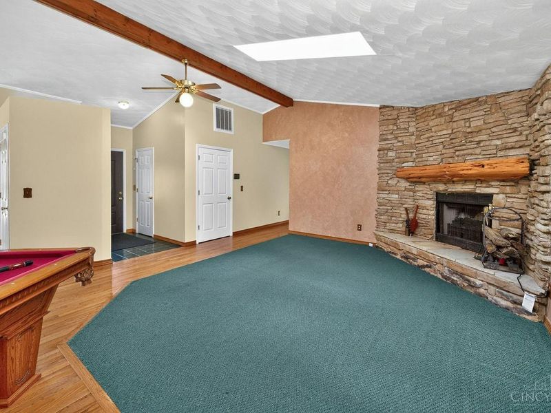 616 Lorelei Drive, Perry Township, OH 45118 Photo 14