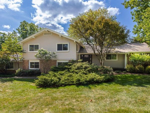 1050 Top View Road , Bloomfield Hills, Mi 48304