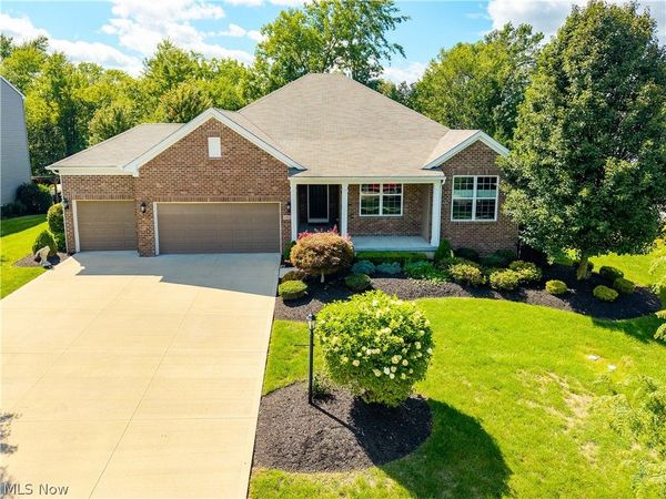 19126 Ledgestone Drive , Strongsville, OH 44149