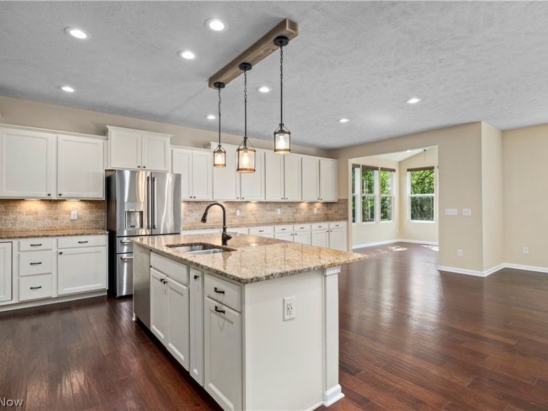 19126 Ledgestone Drive, Strongsville, OH 44149 Photo 11