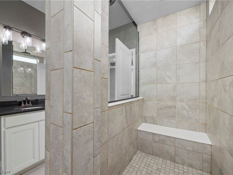 19126 Ledgestone Drive, Strongsville, OH 44149 Photo 25