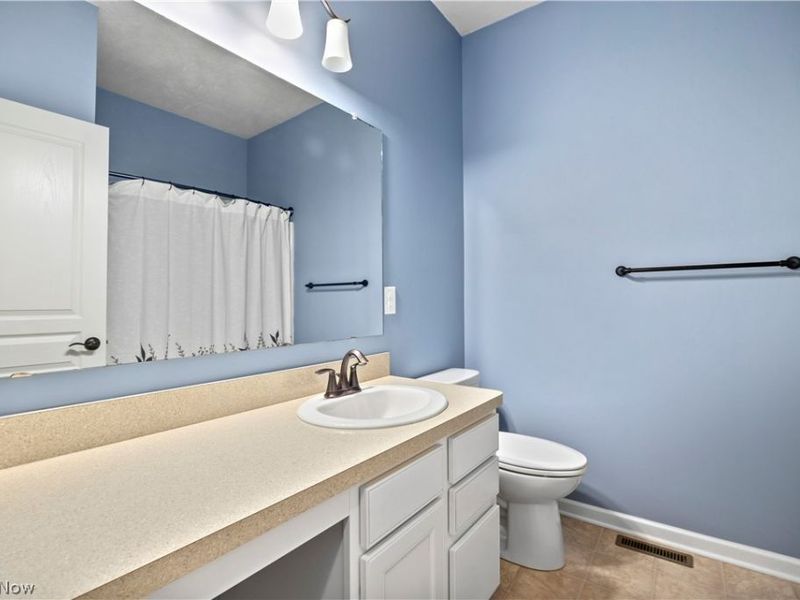19126 Ledgestone Drive, Strongsville, OH 44149 Photo 30