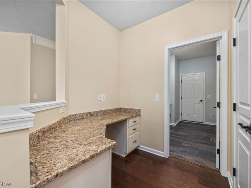 19126 Ledgestone Drive, Strongsville, OH 44149 Photo 33