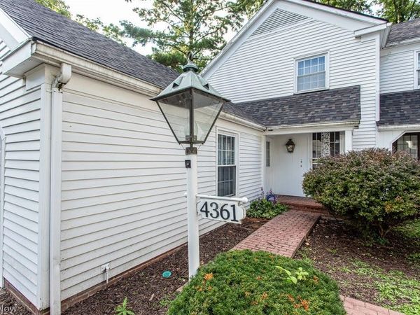 4361 Devonshire Drive , Youngstown, OH 44512