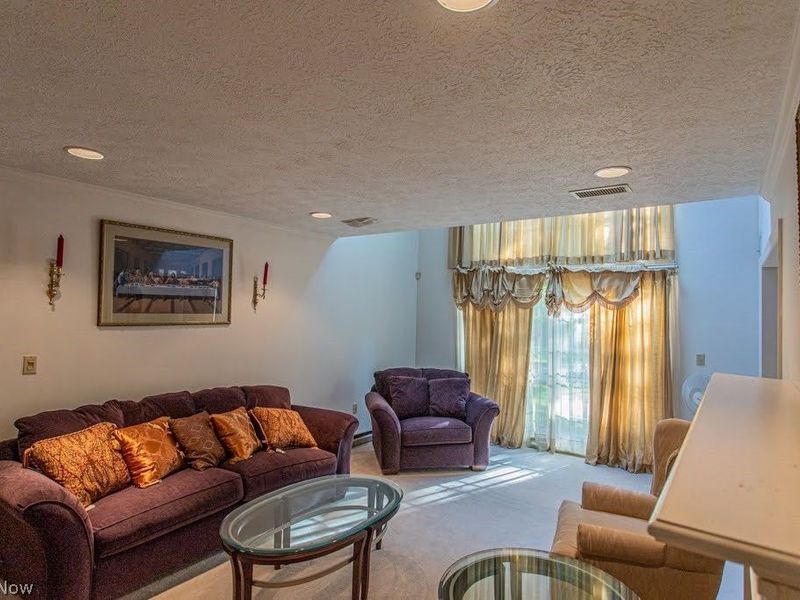 4361 Devonshire Drive, Youngstown, OH 44512 Photo 8