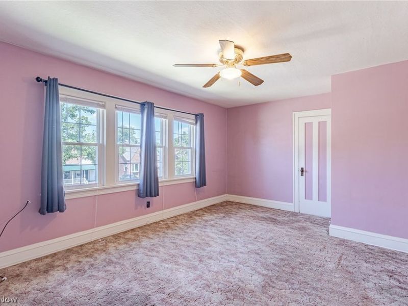 4421 Burger Avenue, Cleveland, OH 44109 Photo 12