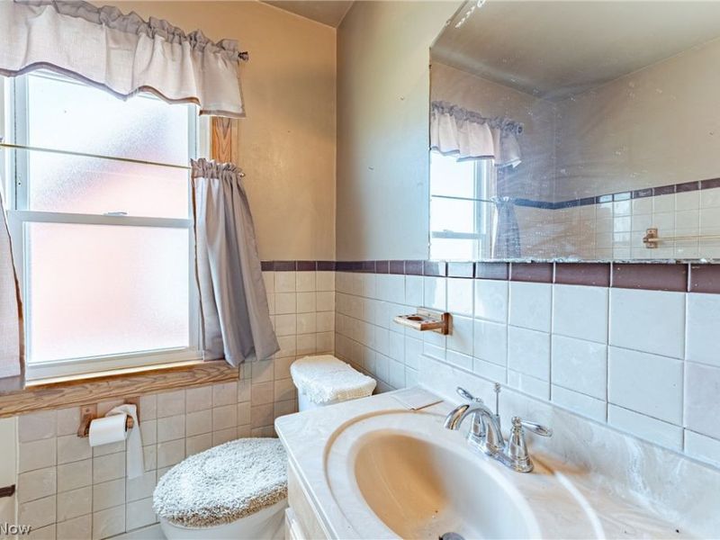 4421 Burger Avenue, Cleveland, OH 44109 Photo 19