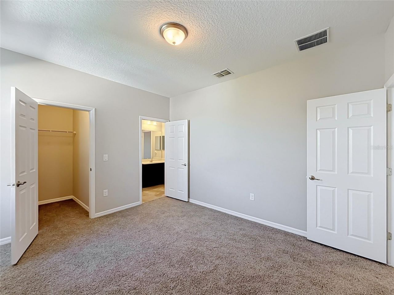 3319 Bethpage Loop , Mount Dora, FL 32757 Photo