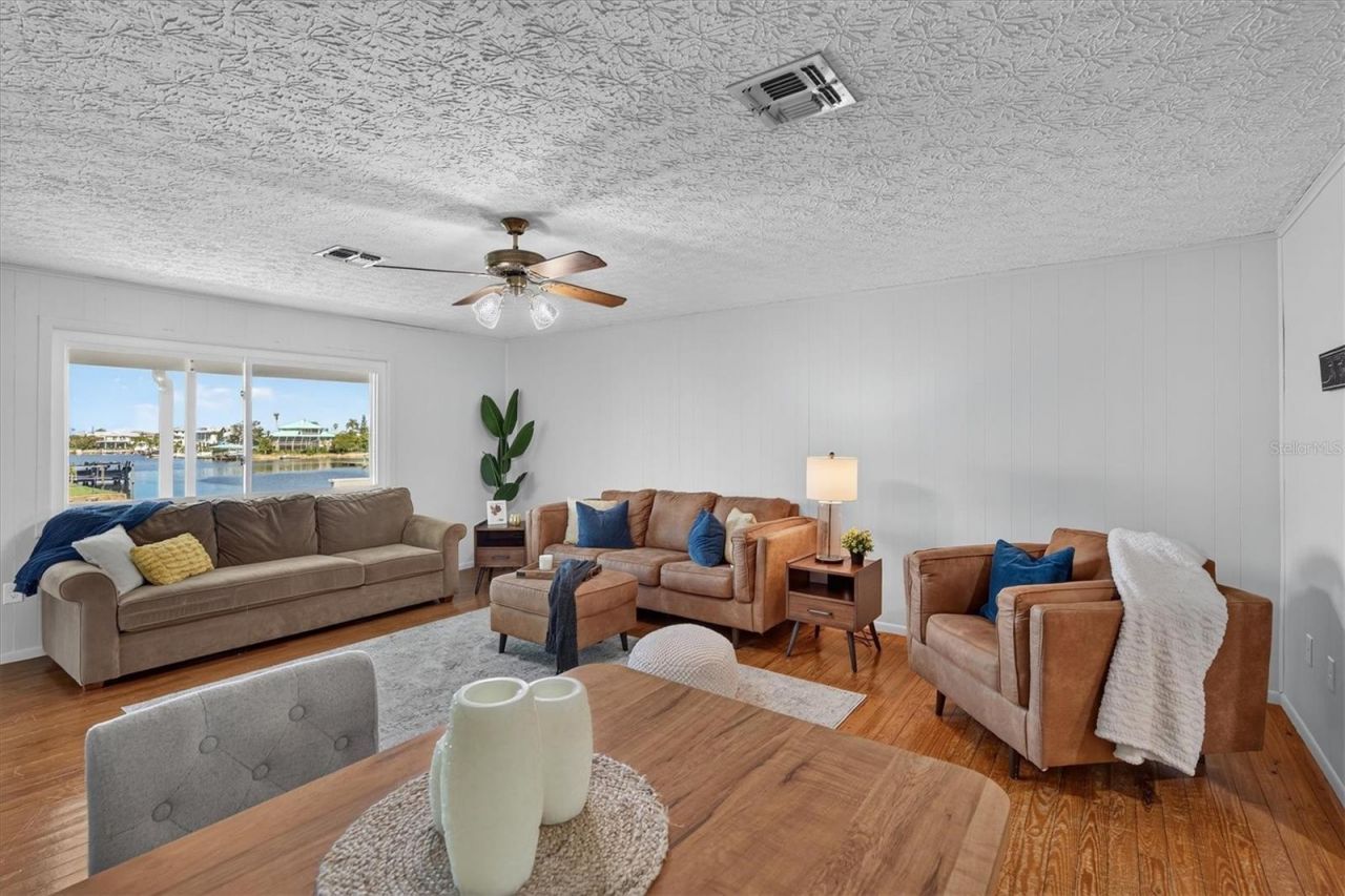 4159 Camelia Drive , Hernando Beach, FL 34607 Photo