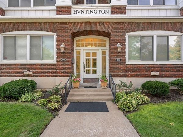 4506 JC Nichols Parkway, Unit 3N, Kansas City, MO 64111