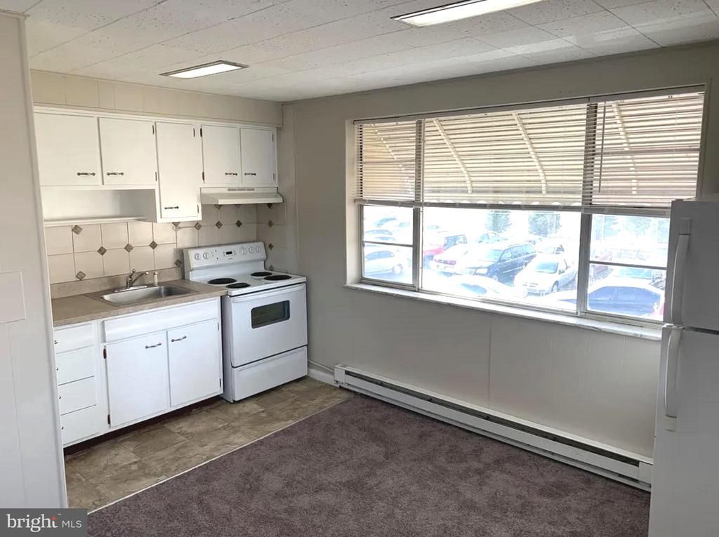 1310 4TH AVENUE , ESSINGTON, PA 19029