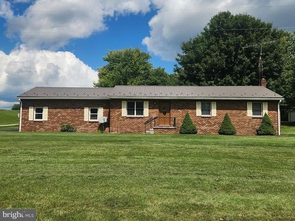 72 HIGH ROCK ROAD W, HANOVER, PA 17331