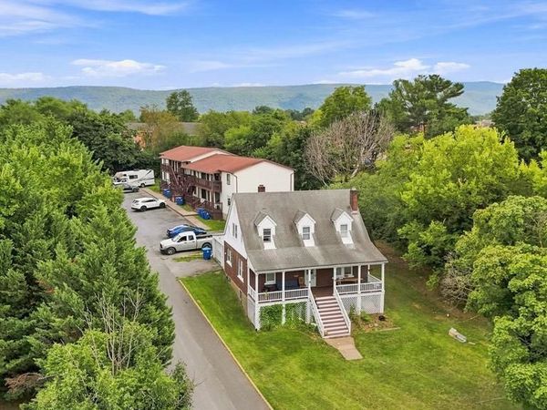 841 S MAIN STREET , WOODSTOCK, VA 22664