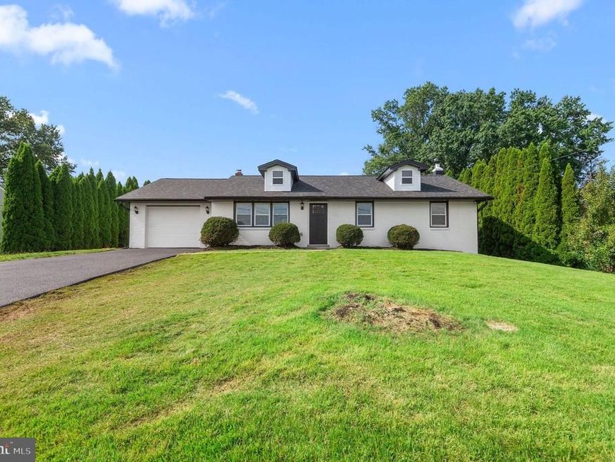 14 Cowpath Road, Souderton, PA 18964 Main Photo