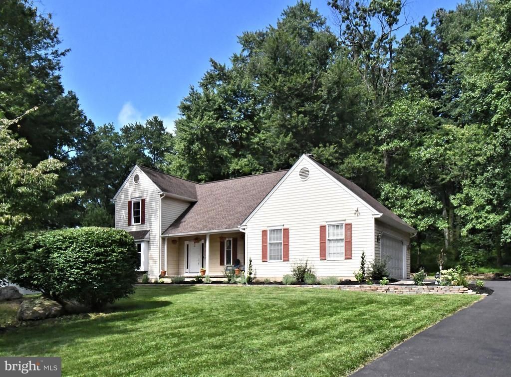 6 Boulder Drive, Sellersville, PA 18960 Main Photo