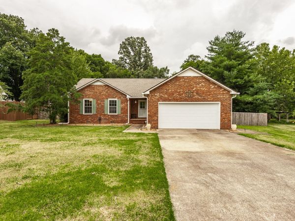 2514 Wellington Pl, Murfreesboro, TN 37128