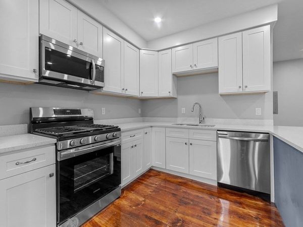 376 Chestnut St, Unit 1, Gardner, MA 01440