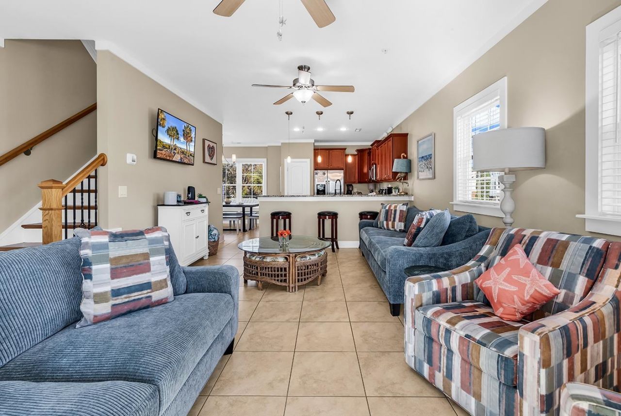 2700 Kashton Dr. Photo 4