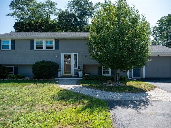 156 Oak St, Weymouth, MA 02190