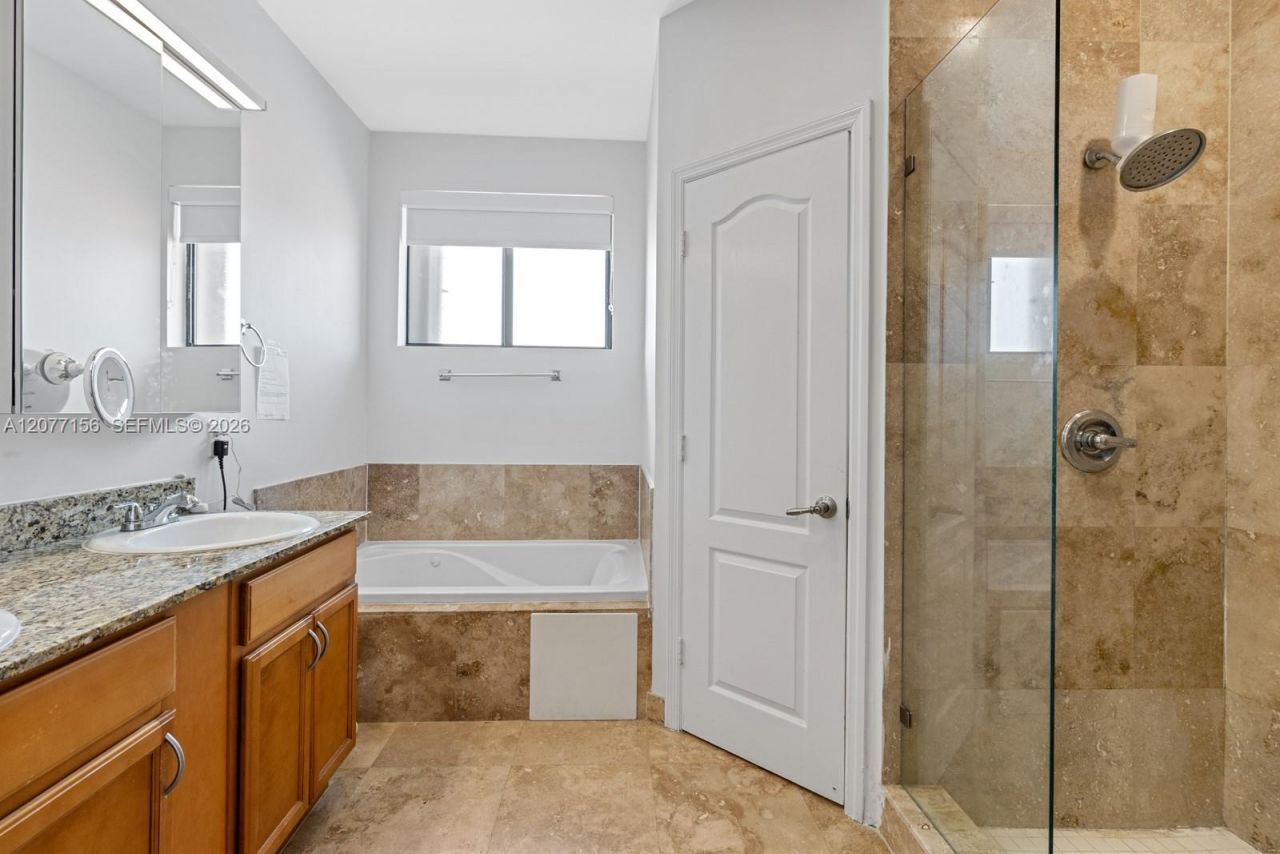 1211 SW 14th Ave, Unit 1211, Miami, FL 33135 Photo