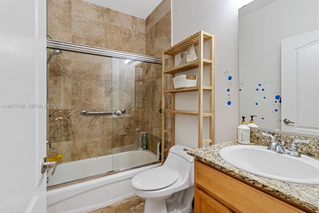 1211 SW 14th Ave, Unit 1211, Miami, FL 33135 Photo