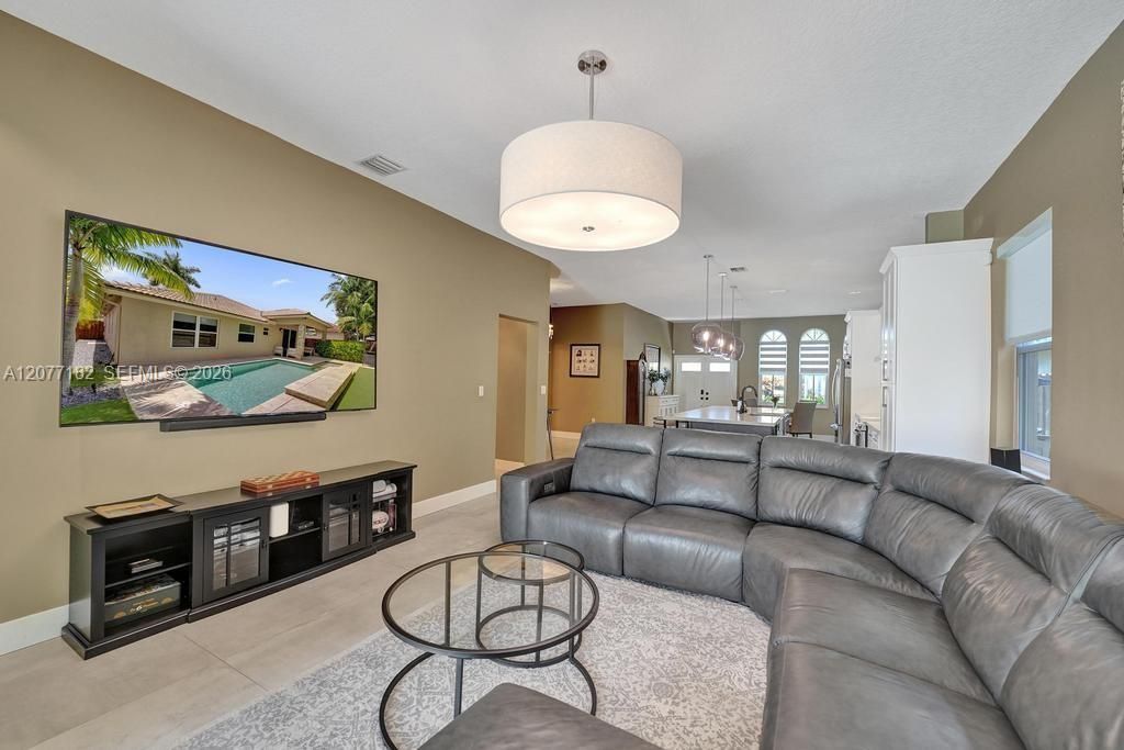 13993 N Cypress Cove Cir , Davie, FL 33325 Photo