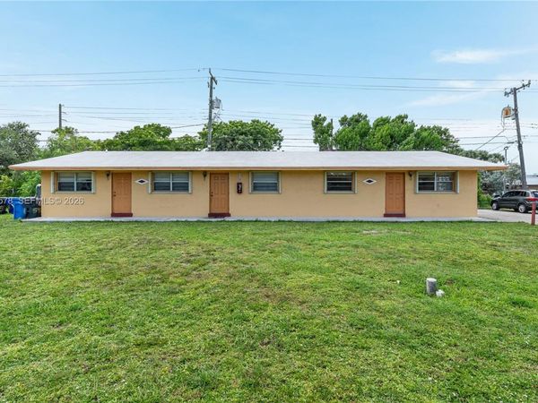 5926 SW 27th St , Unit B, West Park, FL 33023