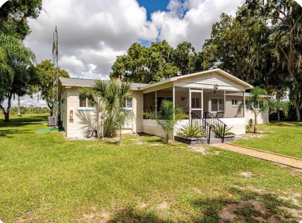 1409 N Lake Reedy , Frostproof, FL 33843 Photo