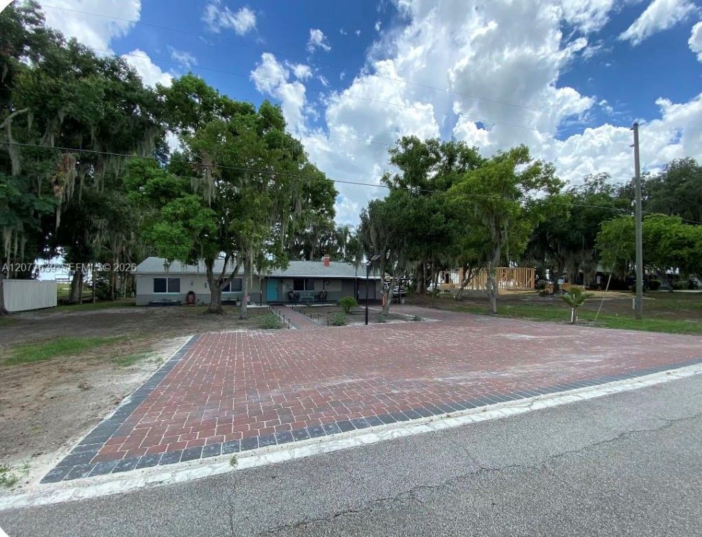 1409 N Lake Reedy , Frostproof, FL 33843 Photo