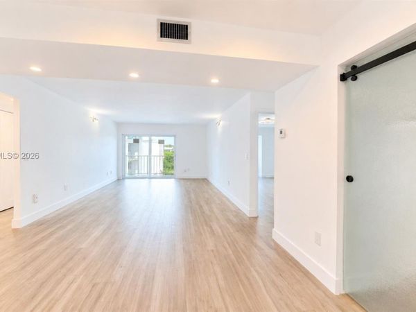7745 SW 86th St , Unit D-323, Miami, FL 33143