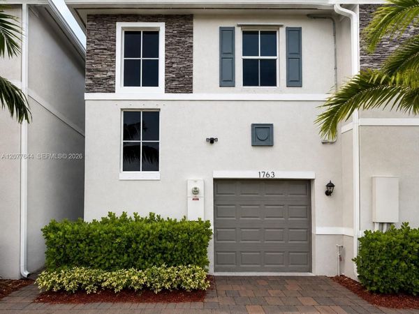 1763 SE 8th Ter , Homestead, FL 33034