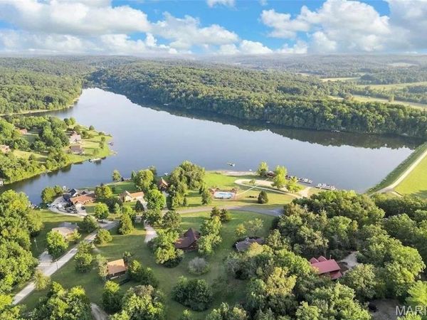 270 Bridle Spur Road , Bourbon, MO 65441