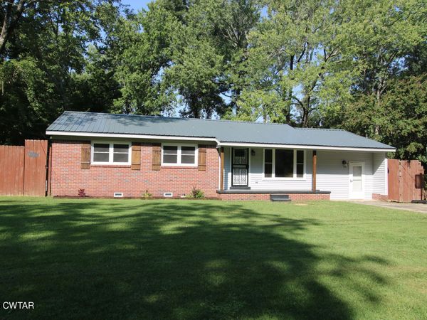 8023 Hillcrest Drive , Milan, TN 38358