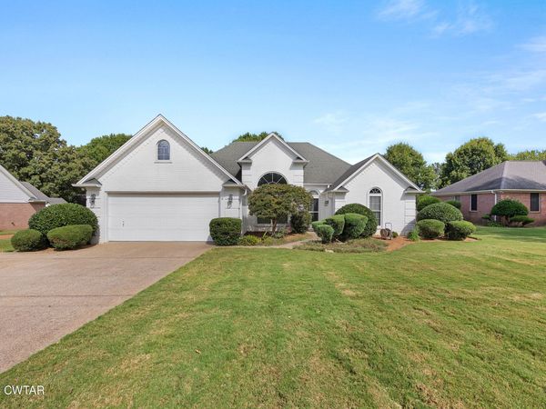 18 Stansbury Cove , Three Way, TN 38343