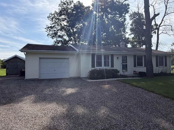 N5473 GRANDWOOD DRIVE, Fond Du Lac, WI 54937