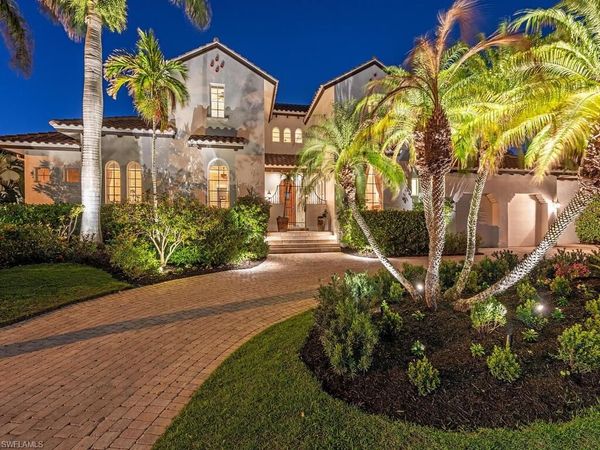 155 20th AVE S, NAPLES, FL 34102