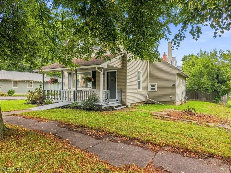102 E Liberty Street, Ashland, OH 44805 Photo 2
