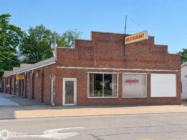 500 W Burlington Avenue, Fairfield, IA 52556
