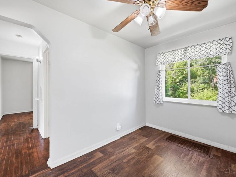 5719 Kiefer Court, Cincinnati, OH 45224 Photo 14