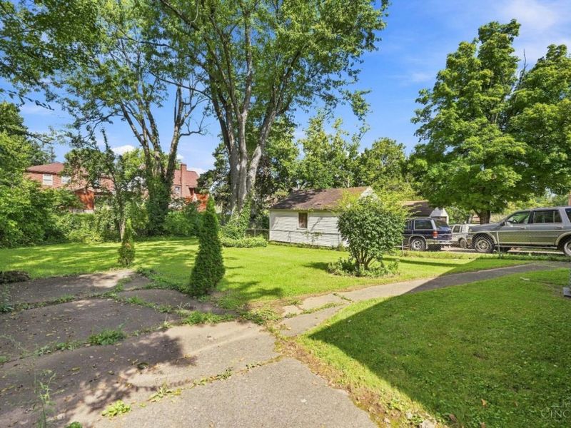 5719 Kiefer Court, Cincinnati, OH 45224 Photo 5