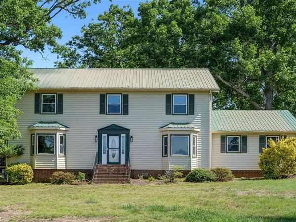7281 US Highway 158 , Reidsville, NC 27320